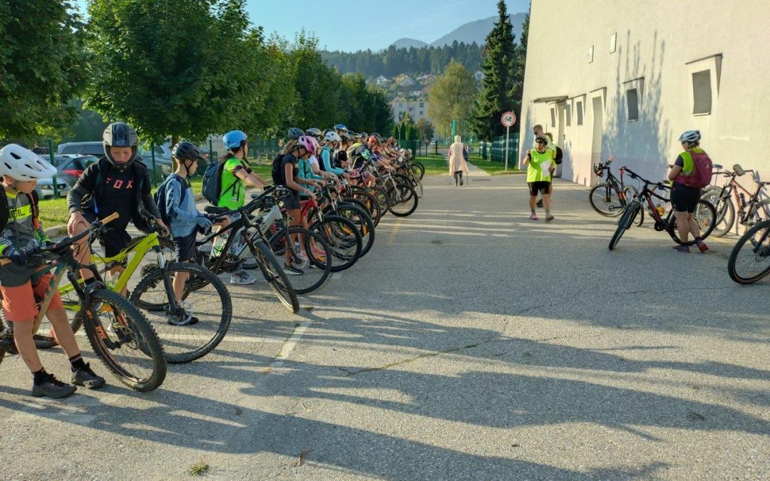 Kolesarski izlet v okviru športnega dne